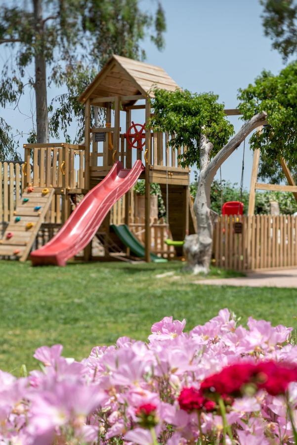Pigi  Tsourlakis Residence, An Oasis Of Tranquility, By Thinkvilla מראה חיצוני תמונה